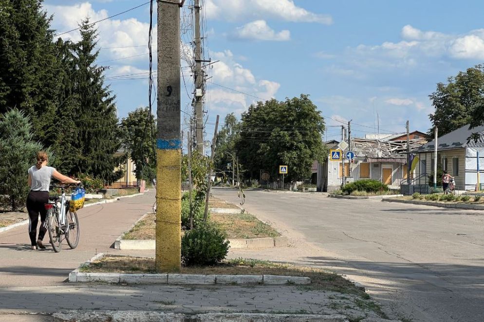 Le strade deserte di Zolochiv, cittadina che l'esercito russo intende occupare - Gambassi