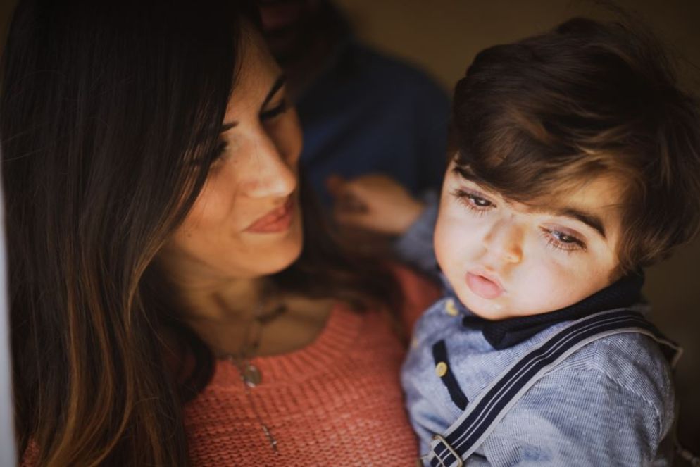 Con la mamma Manuela Mallamaci, astrofisica - Famiglia Zampella (foto Davide Nucera)