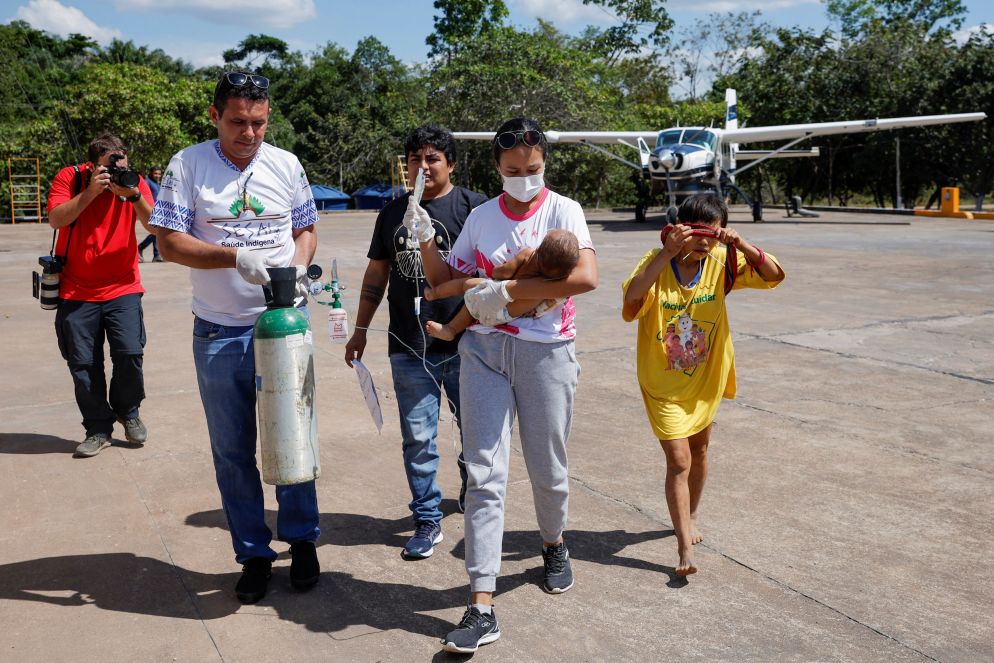 I casi più gravi sono portati a Boa Vista con un ponte aereo - Reuters