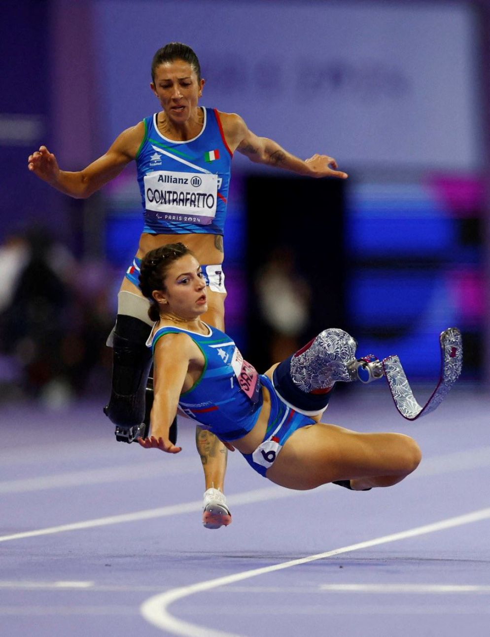 La caduta di Ambra Sabatini che ha travolto anche Monica Contraffatto - Reuters/Lecocq