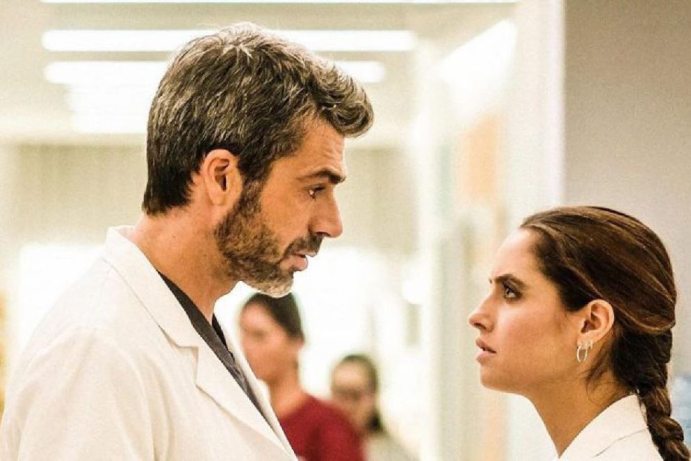 Luca Argentero e Matilde Gioli in una scena della serie di Rai1 “Doc - Nelle tue mani” - .
