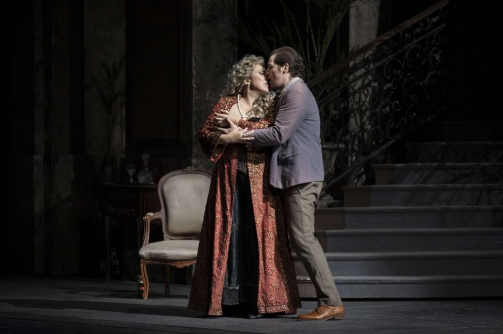 Il tenore sostituto Riccardo Massi e il soprano Maria José Siri nella «Manon Lescaut» a Genova - Lauricella/Teatro Carlo Felice di Genova