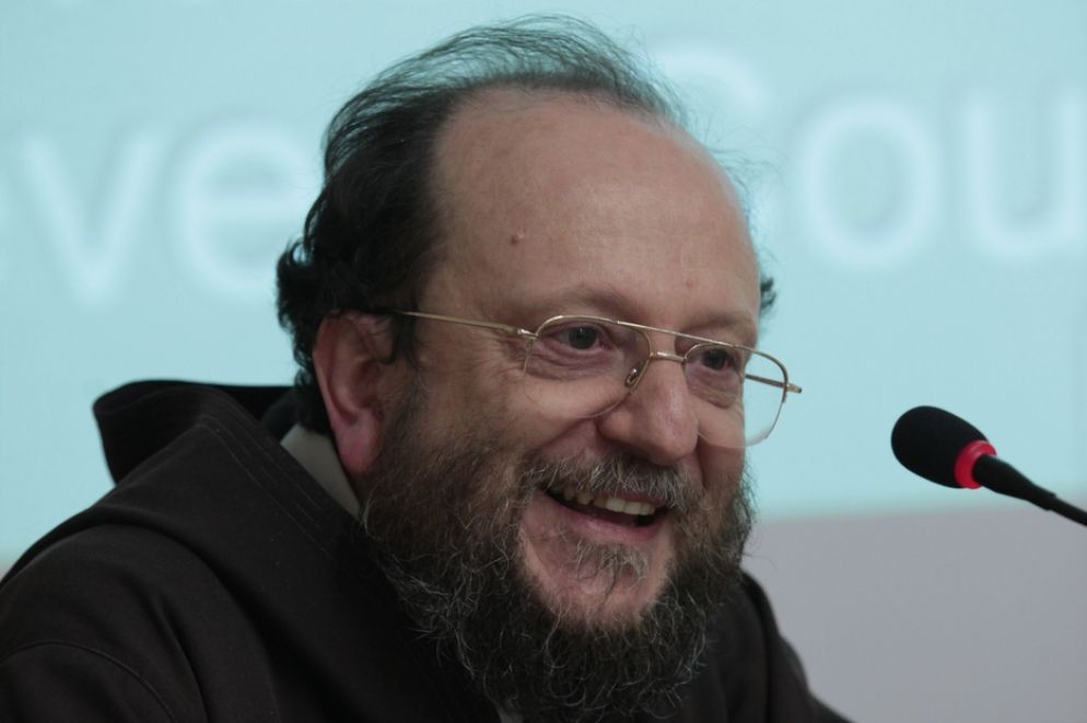 Monsignor Paolo Martinelli - Siciliani