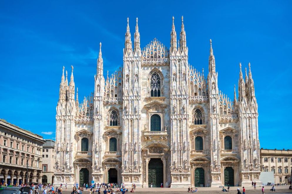 L’imponente facciata del Duomo di Milano. La città guarda alle Olimpiadi 2026 - Pavlo Vakhrushev/Icp