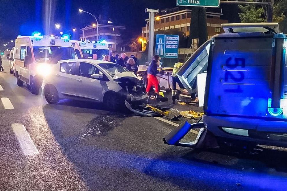 L'incidente sulla Tiburtina all'atezza del Grande raccordo anulare - ANSA