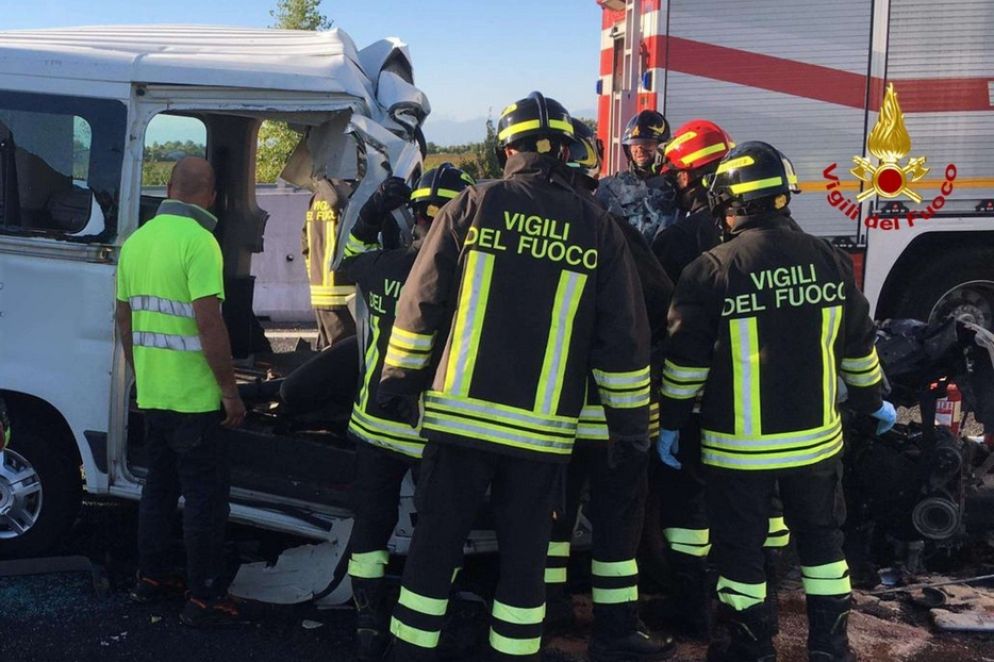 Un'altra immagine sul luogo dell'incidente mortale - Ansa