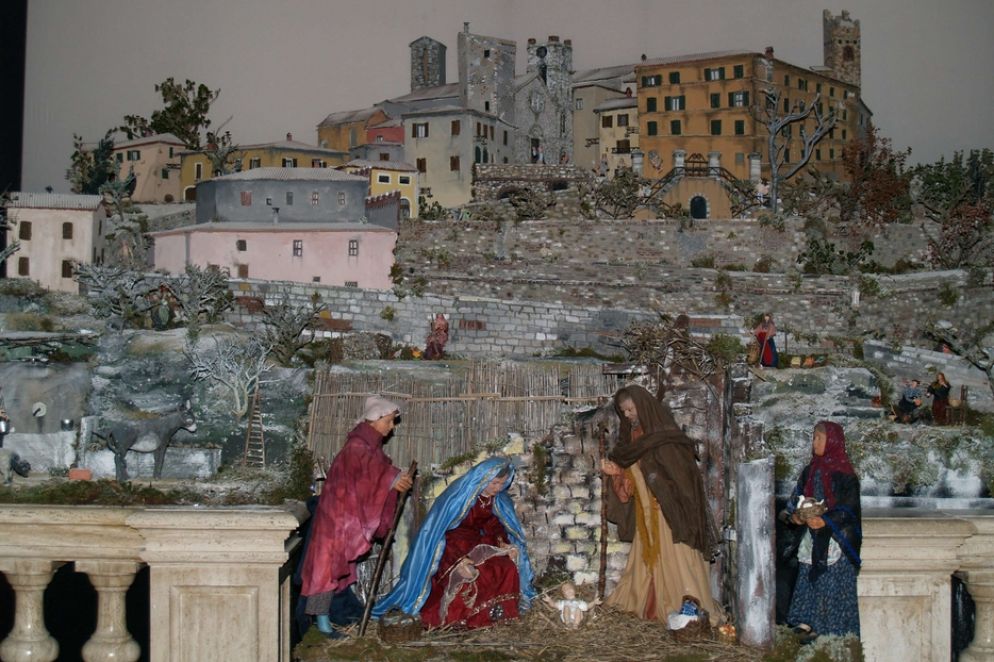 Una passata edizione del presepio monumentale nella chiesa di San Bartolomeo a Rapolano Terme (SI) - Avvenire