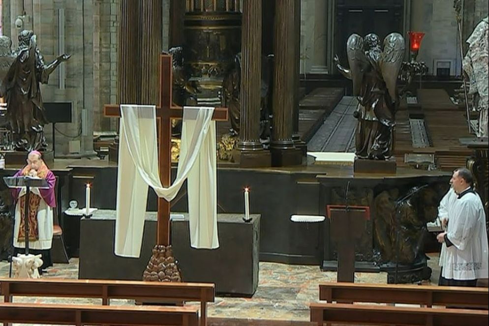 L’arcivescovo di Milano, Mario Delpini, presiede la Via Crucis quaresimale - Chiesadimilano.it