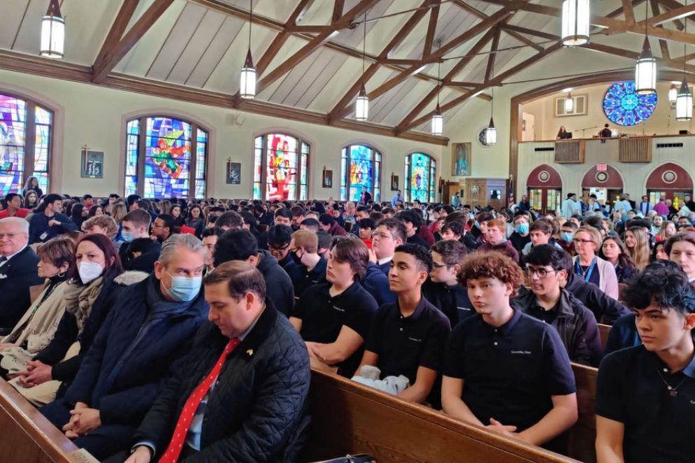 Giovani delle scuole superiori di New York all'incontro sulla figura del beato Carlo Acutis - Diocesi di Assisi