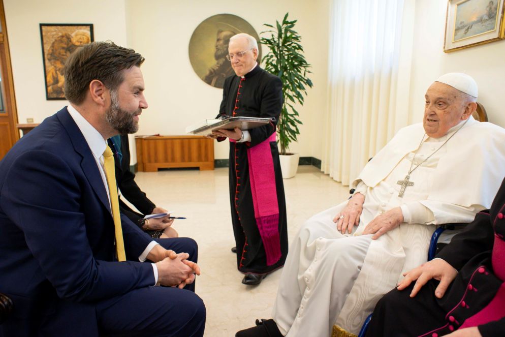 Il Papa ha ricevuto il vicepresidente Usa JD Vance - ANSA