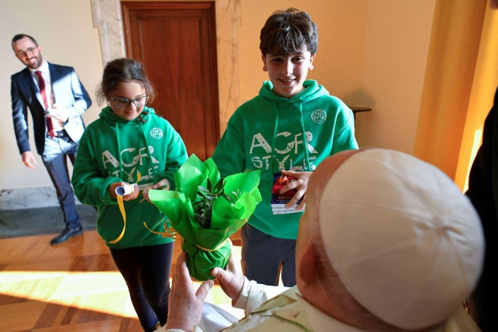 La pianta della pace, scrive l'Acr, è rigogliosa - Vatican media