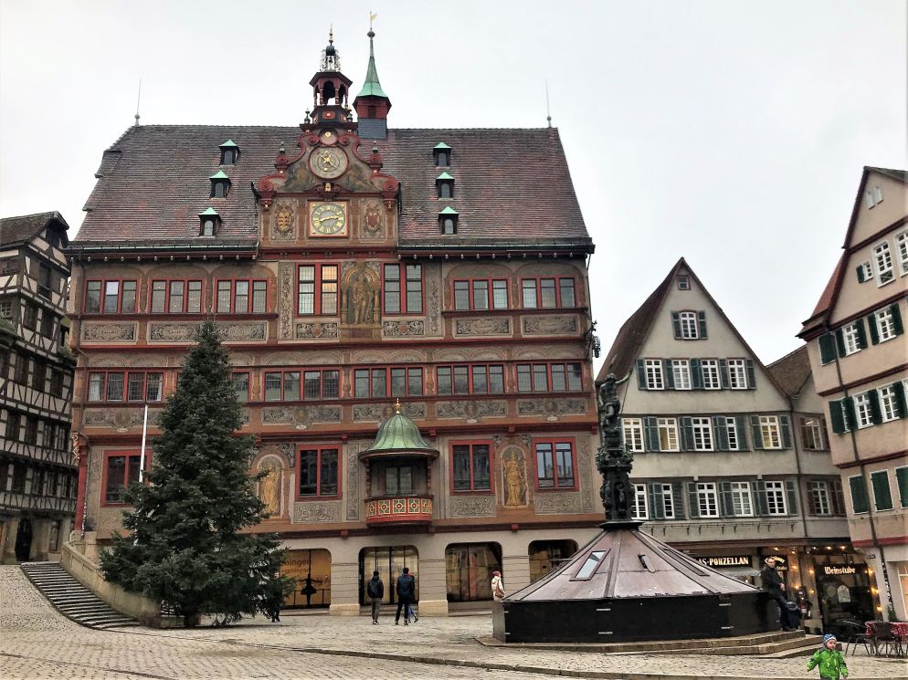 La piazza del mercato a Tubinga - .