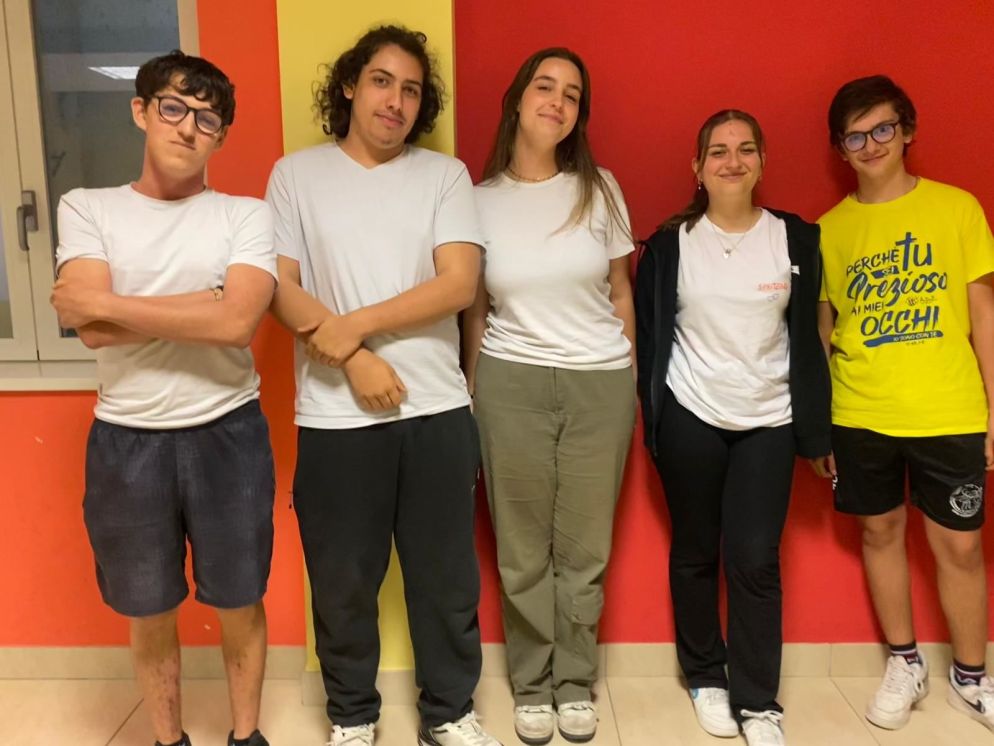 Gli adolescenti dell'oratorio di Cernusco sul Naviglio che hanno dialogato con Avvenire - Avvenire