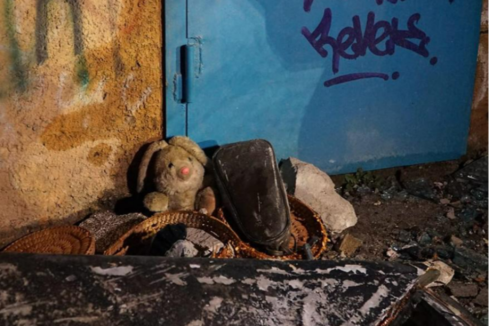 Tra le macerie un orsacchiotto - Nello Scavo