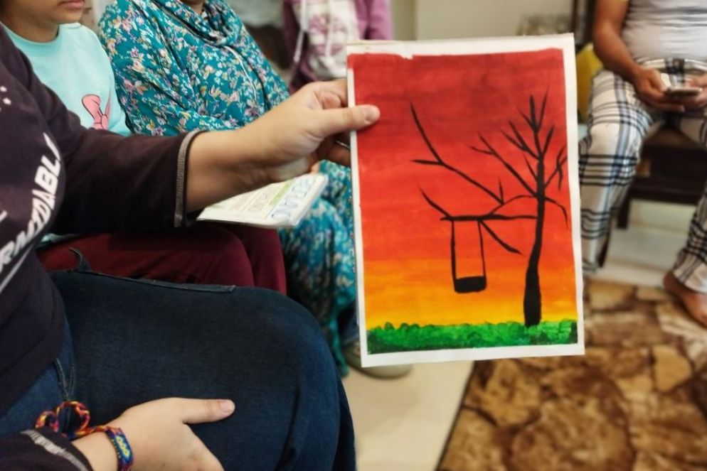 A casa di Tamer, il disegno di una delle figlie evacuate con lui nel quartiere di Nasr City a Est del Nilo - Francesca Ghirardelli