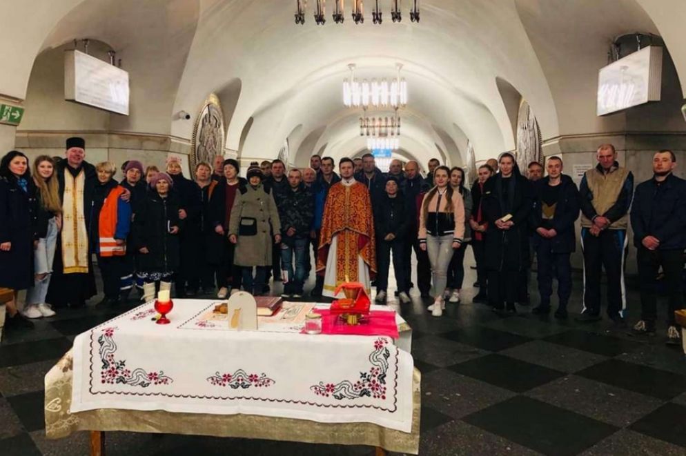 Foto di gruppo dopo la Divina Liturgia del 27 marzo - Chiesa greco-cattolica
