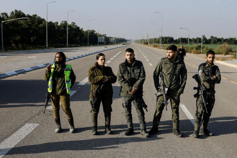 Soldati israeliani al valico di Kerem Shalom - REUTERS