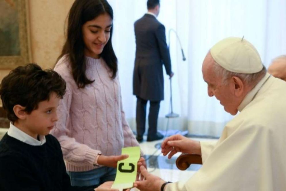 "Per testimoniare l’amore di Gesù, bisogna scendere in campo non individualmente, ma fare squadra. Prendendosi cura degli altri ci si prende cura anche di sé stessi" - Vatican Media