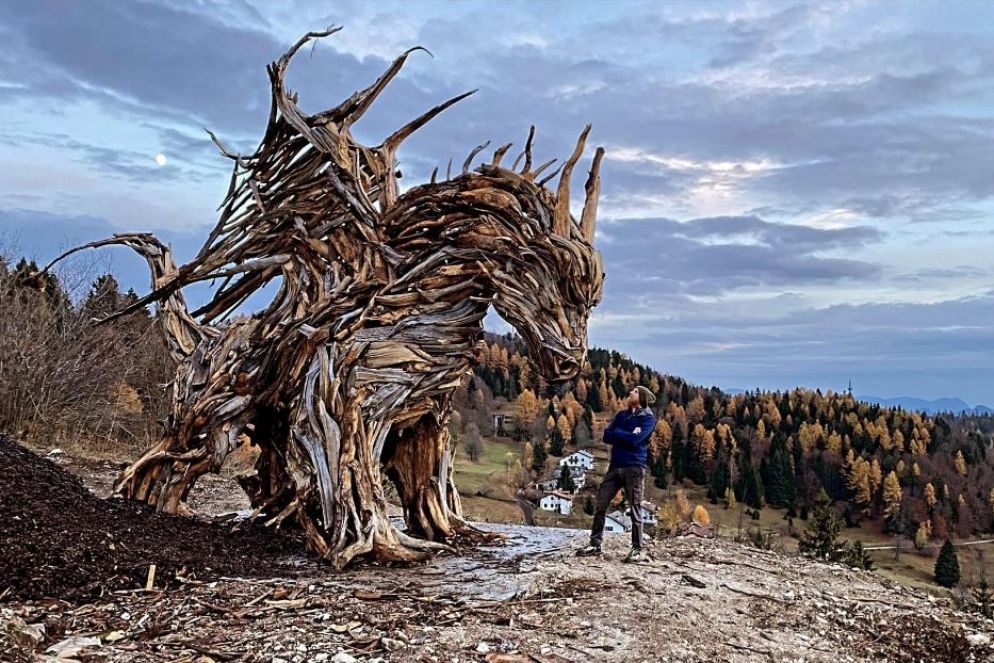 Il drago di Vaia prima della distruzione di fine agosto 2023 - Ansa