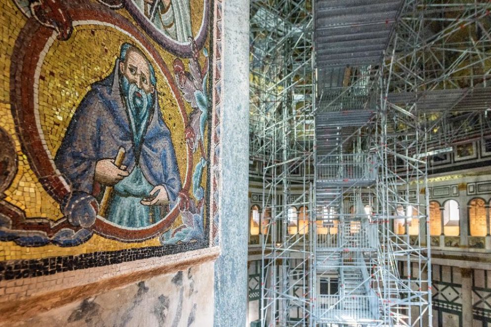 I lavori di restauro dei mosaici della cupola del Battistero di Firenze - Ansa/Opera di Santa Maria del Fiore