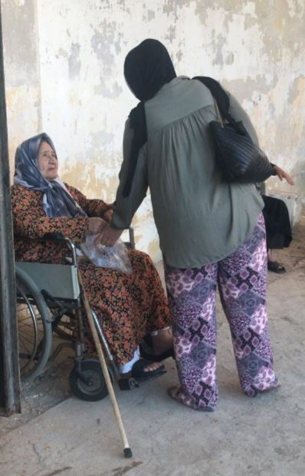 L'improvvisato accampamento di profughi nel convento di Tiro - undefined