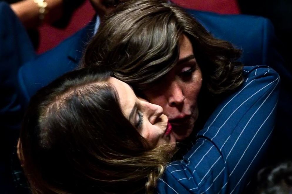 Le ministre Santanchè e Bernini al termine della votazione - ANSA