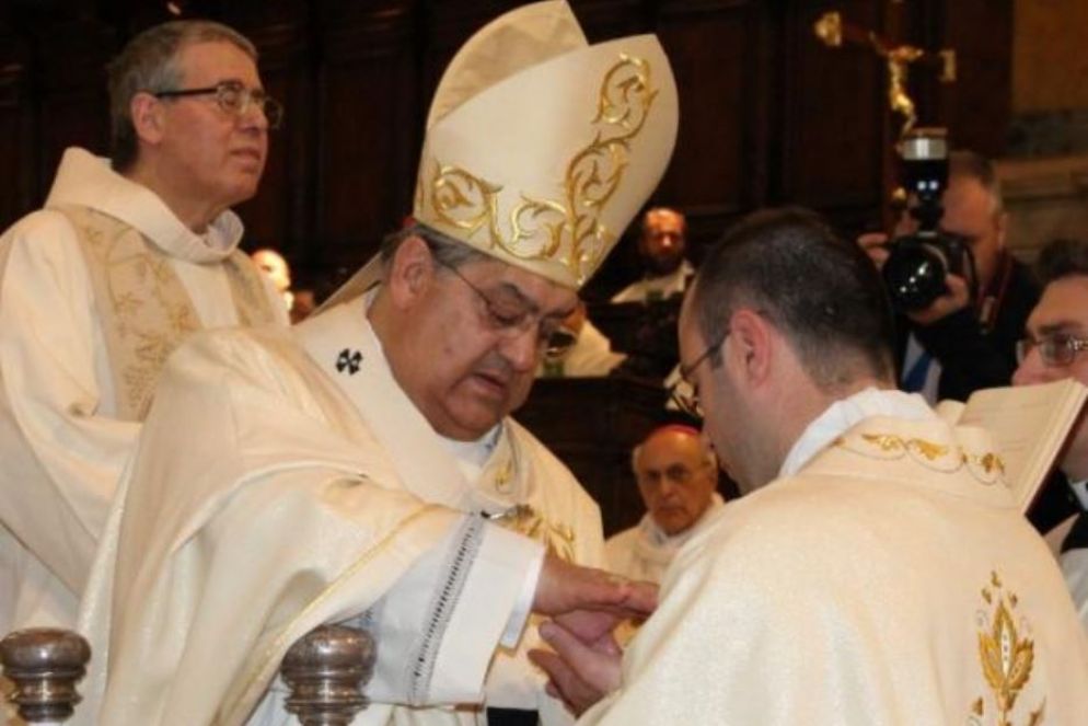 Don Angelo Ragosta ordinato sacerdote a Napoli dal cardinale Sepe - Collaboratori