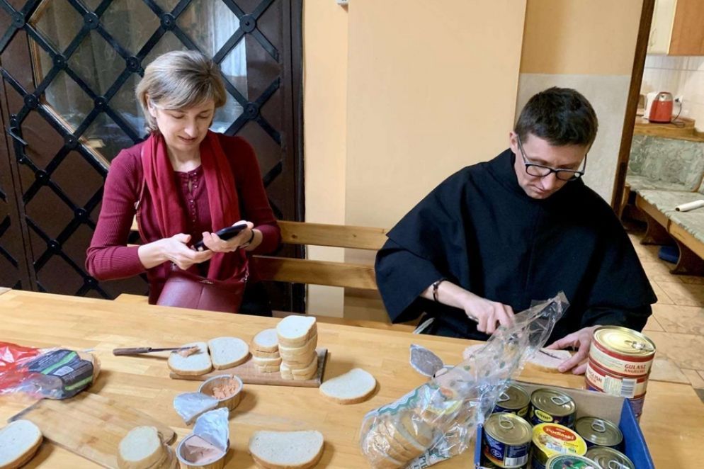 I frati accanto agli sfollati in Ucraina e a chi resta sotto le bombe - sanfrancesco.org