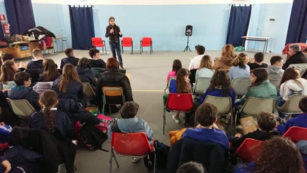 Incontro all'istituto comprensivo San Giovanni Bosco a Barrafranca (Enna)