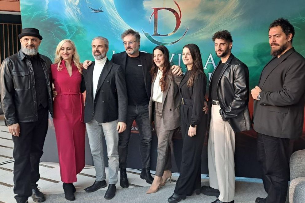 Il cast del musical "La Divina Commedia" in conferenza stampa al Teatro Arcimboldi di Milano - Avvenire