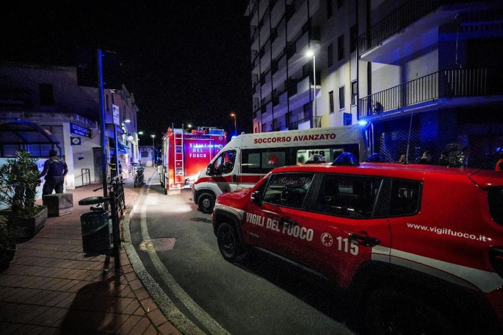 I soccorritori alla stazione di Brandizzo poco dopo la tragedia - ANSA
