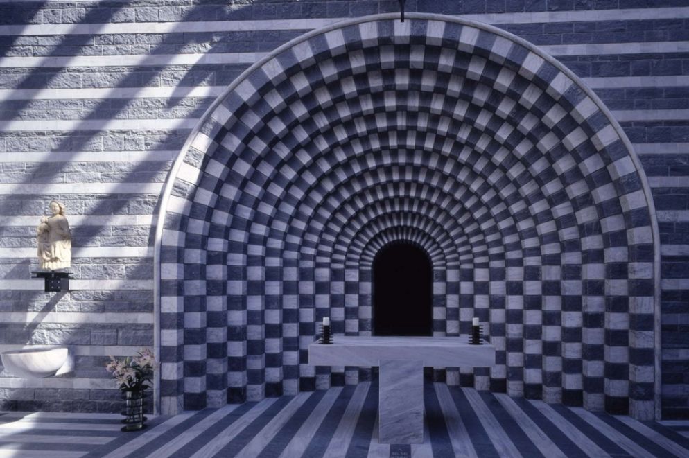 La chiesa di San Giovanni Battista a Mogno in Valle Maggia (Svizzera), 1986-1996 - Pino Musi/Maxxi