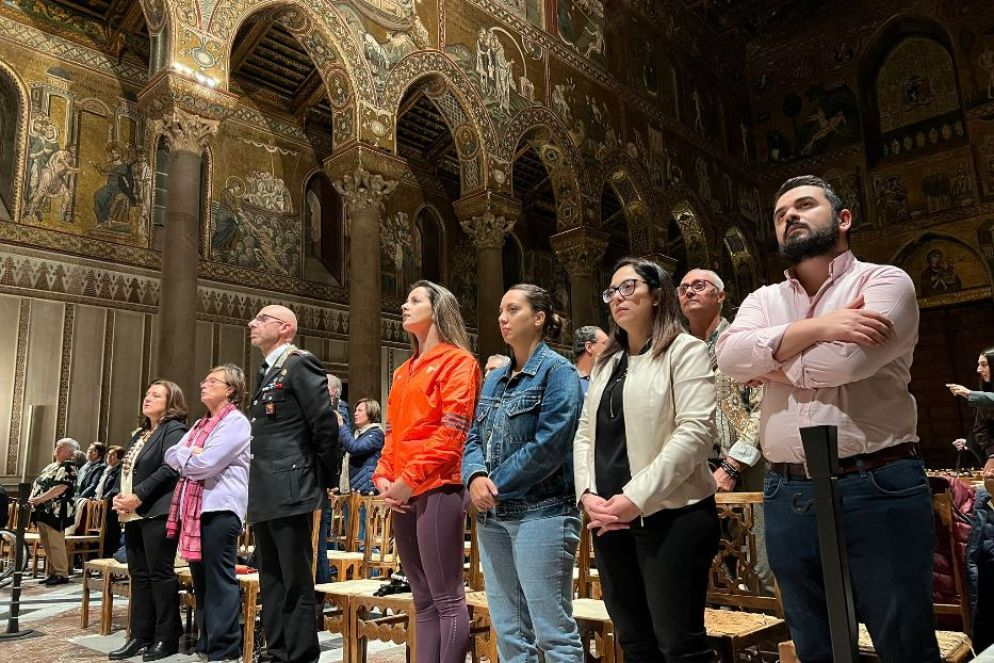 I ragazzi del Consiglio dei giovani del Mediterraneo nella Cattedrale di Monreale - Gambassi