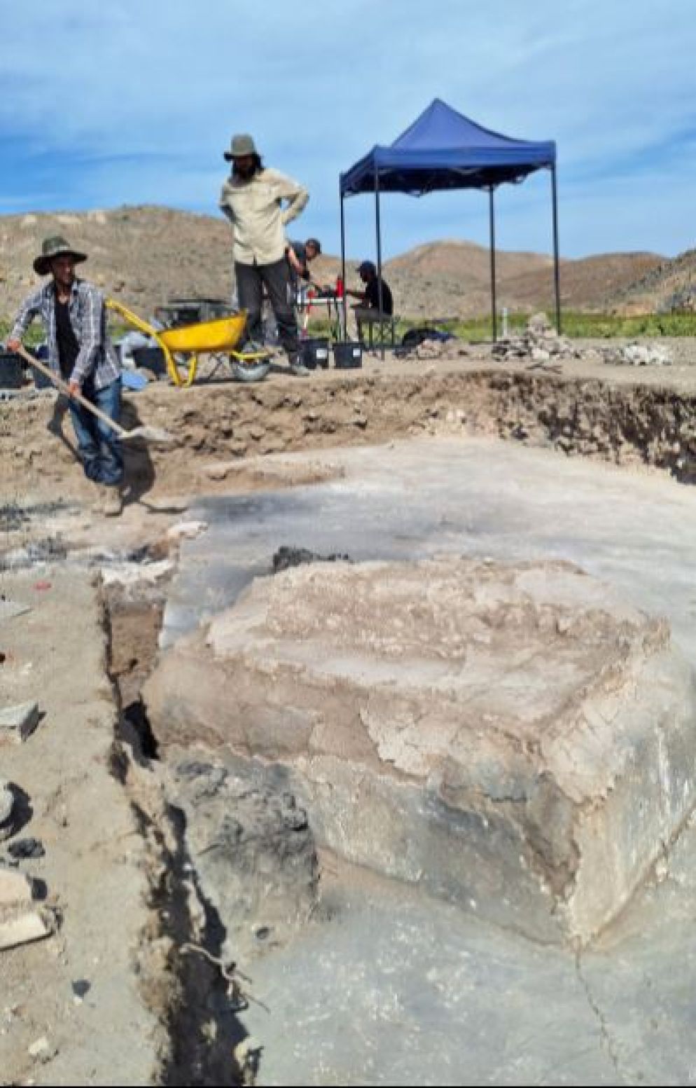 Una delle colonne che reggevano la chiesa - Artaxata Project - Università di Münster