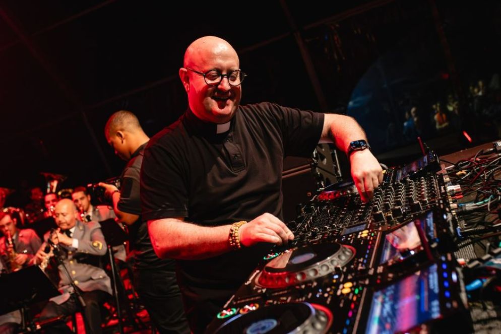 Guilherme Peixoto - .