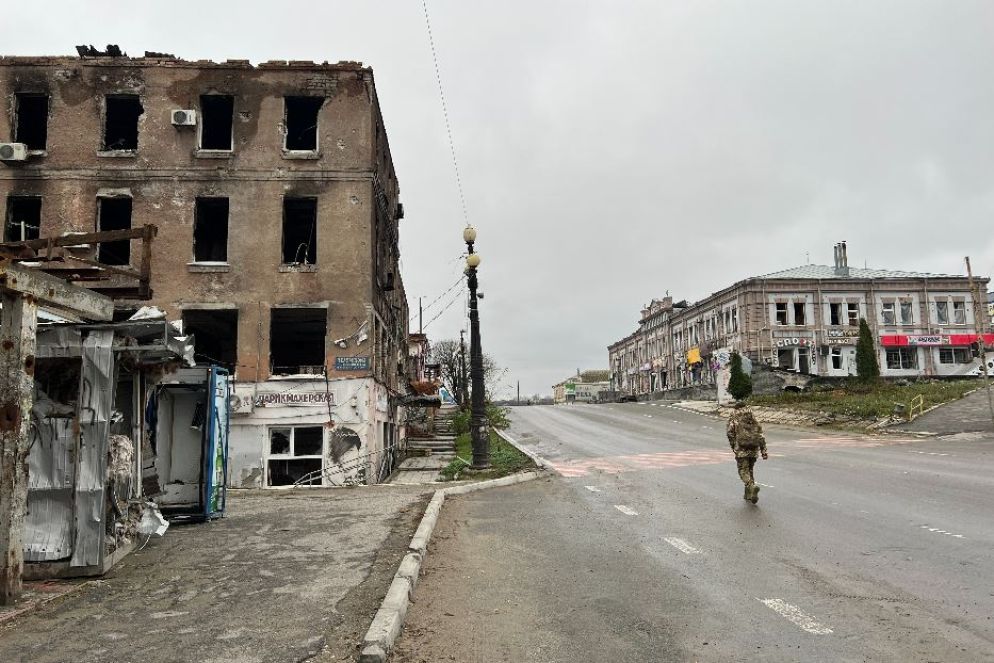 La devastazione e le vie spettrali di Kupiansk, la città sul fronte che ha l'esercito russo a pochi chilometri - Gambassi