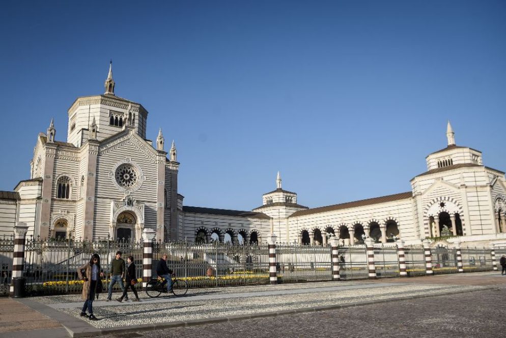 La facciata del Cimitero Monumentale - .