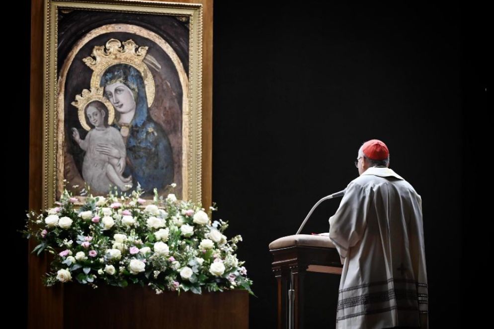 Il cardinale Parolin durante il Rosario in piazza San Pietro - Agenzia Romano Siciliani