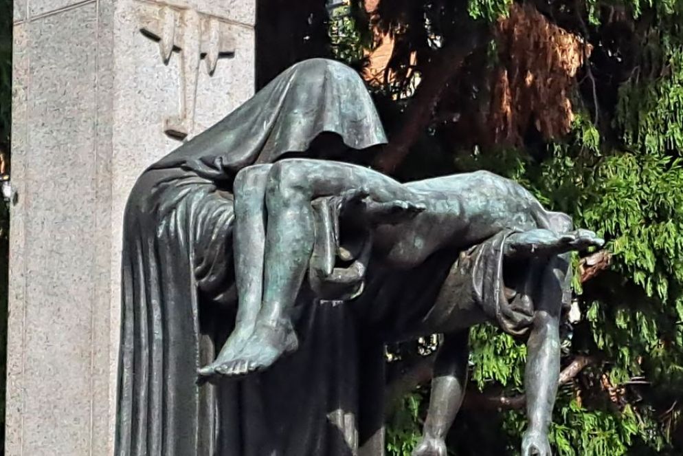 Il monumento ai Martiri di Gorla - L.B.