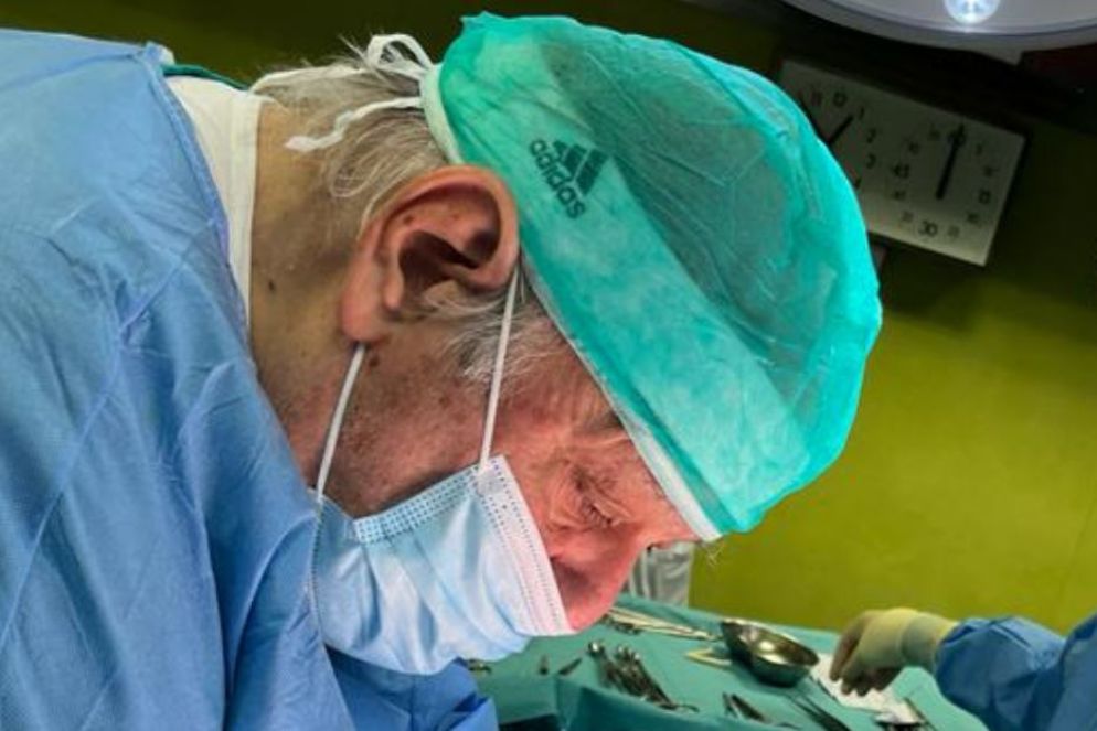 Filippo Maria Boscia in sala operatoria