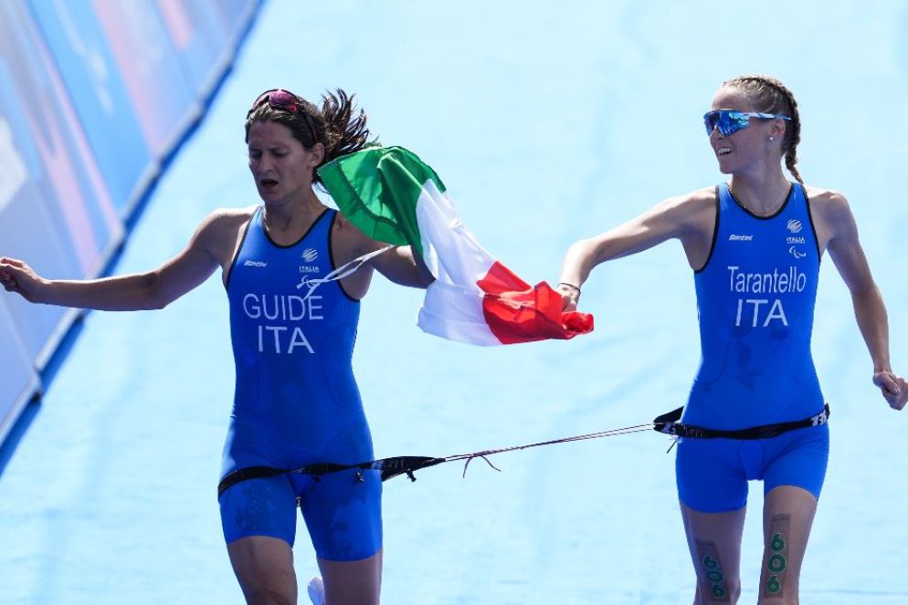 Francesca Tarantello con l'atleta guida Silvia Visaggi - Cip/Pagliaricci