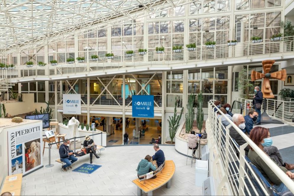 Uno scorcio degli spazi comuni del Gemelli