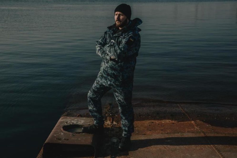 Un ufficiale segue le operazioni - Alessio Mamo