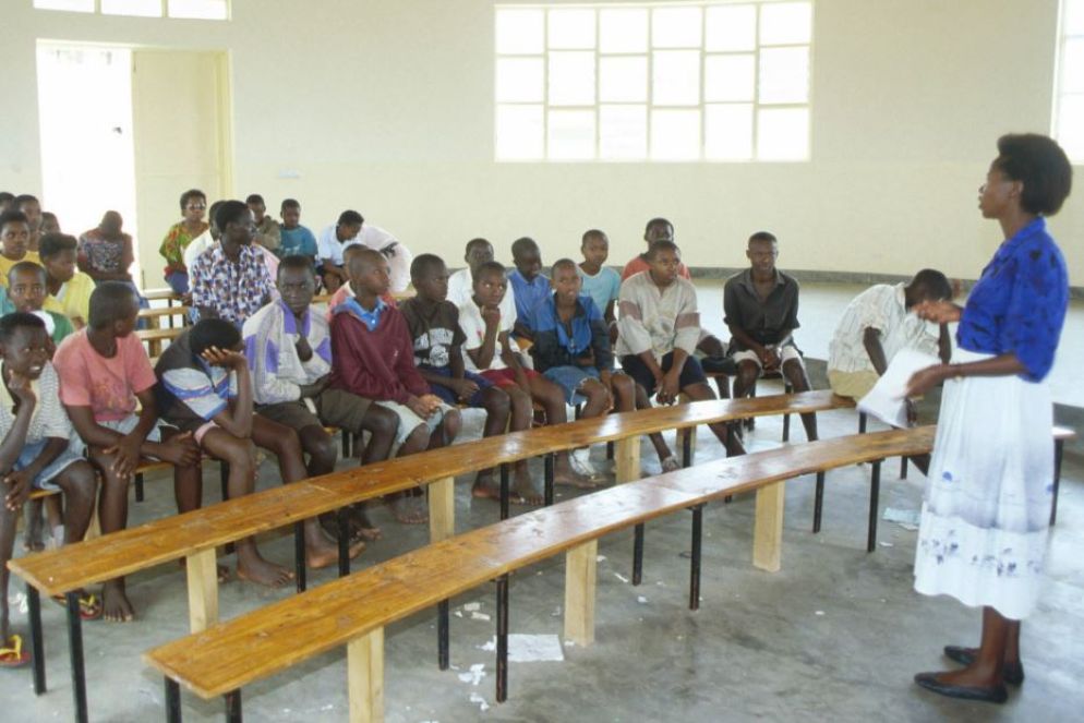 La scuola, costruita all'interno di un orfanatrofio, a Chimbote, in Perù - Siciliani