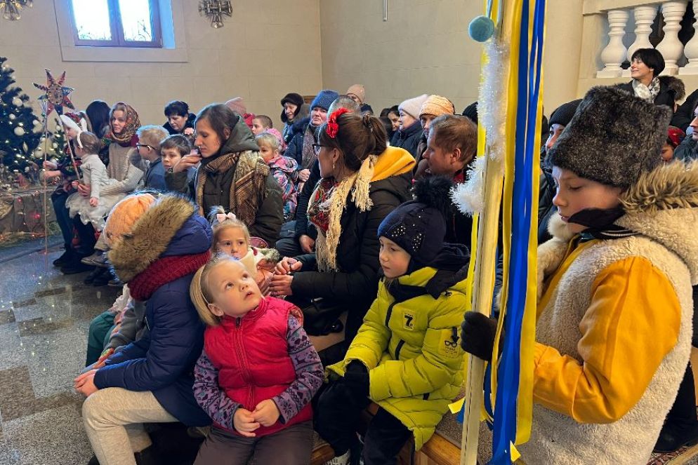 L'incontro natalizio di bambini e famiglie nella Cattedrale greco-cattolica di Kharkiv - Gambassi