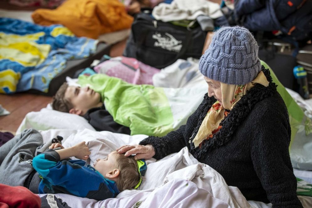Madre e figlio ucraini raggiungono un centro di transito a Leopoli - Foto di Giovanni Diffidenti. Per gentile concessione di WeWorld