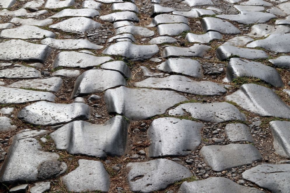 Il basolato al VI miglio, a Roma - Giulio Ileardi