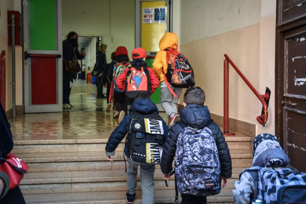 Bimbi a scuola - Ansa