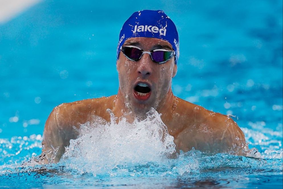 Stefano Raimondi in gara nei 200 misti - Reuters/Andrew Couldridge