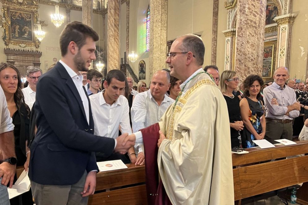 L'arcivescovo Maffeis durante la Messa a Perugia - Gambassi